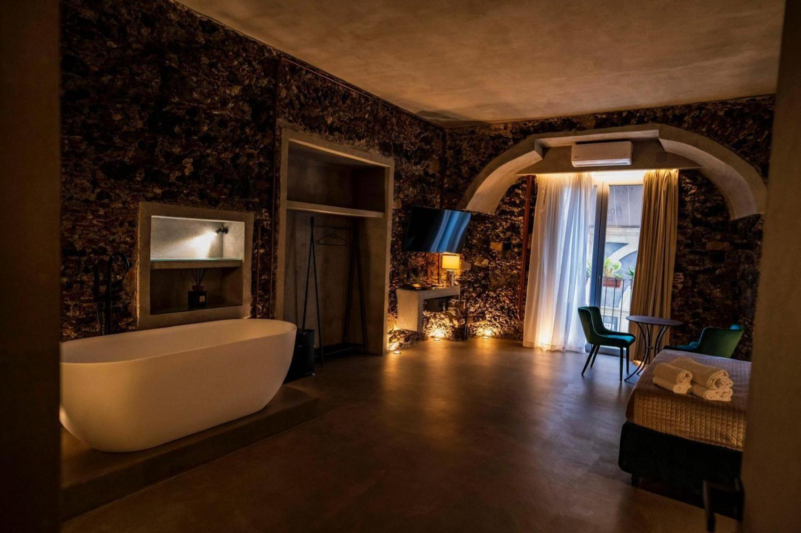 Charme Catania Central Suites Eksteriør billede