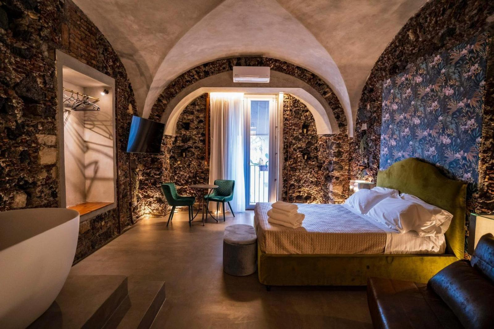 Charme Catania Central Suites Eksteriør billede