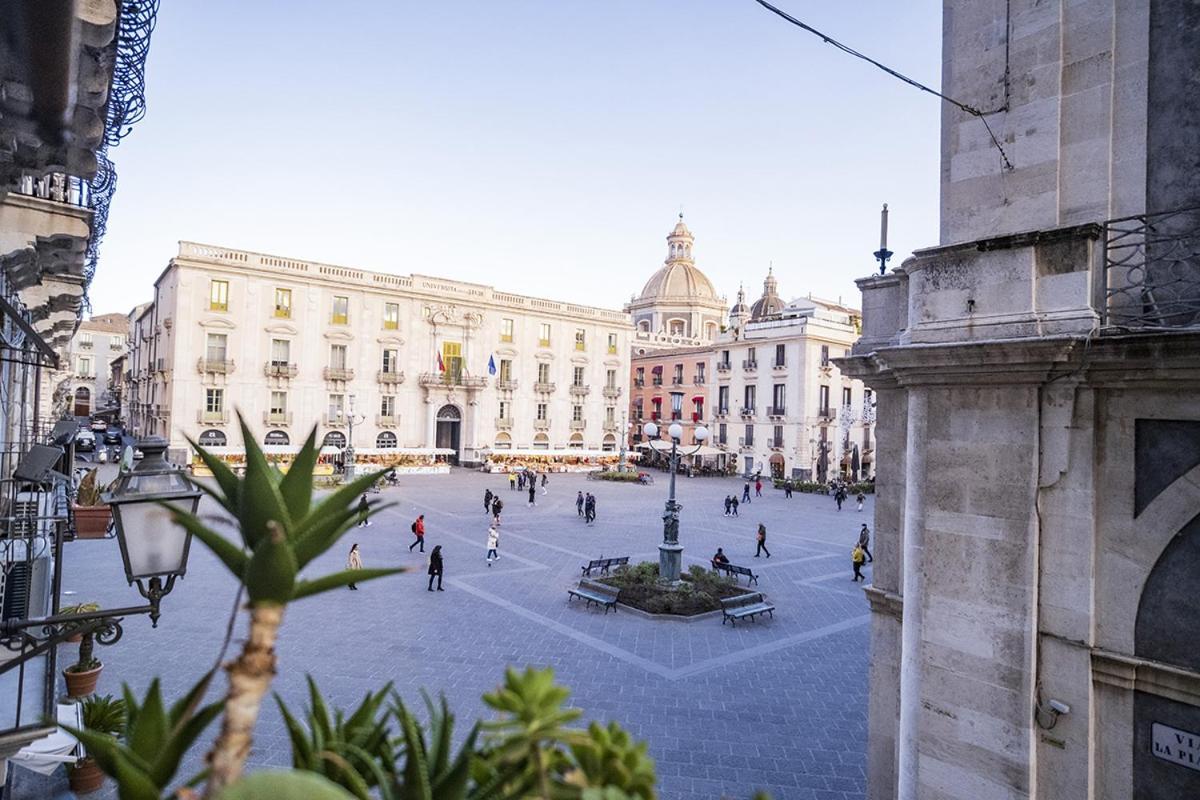 Charme Catania Central Suites Eksteriør billede