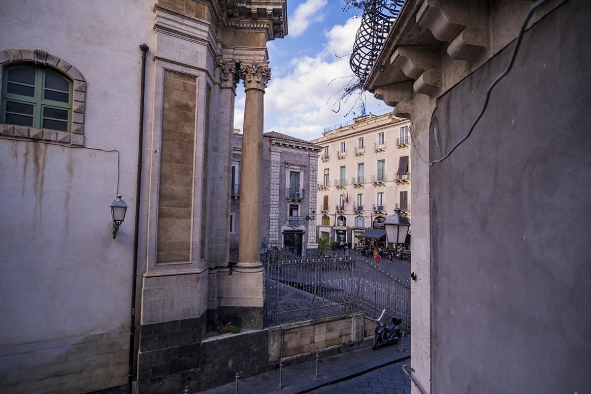 Charme Catania Central Suites Eksteriør billede