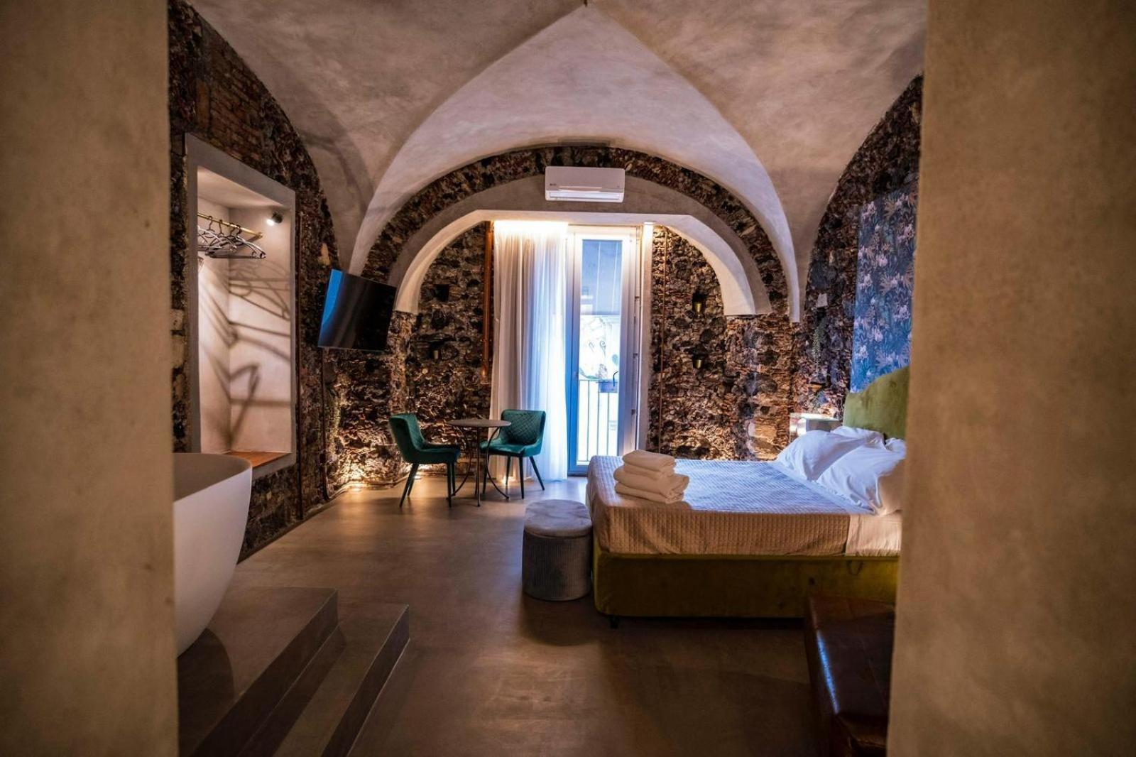 Charme Catania Central Suites Eksteriør billede